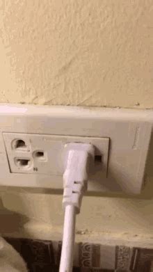 plug gifs|Pull The Plug GIFs .